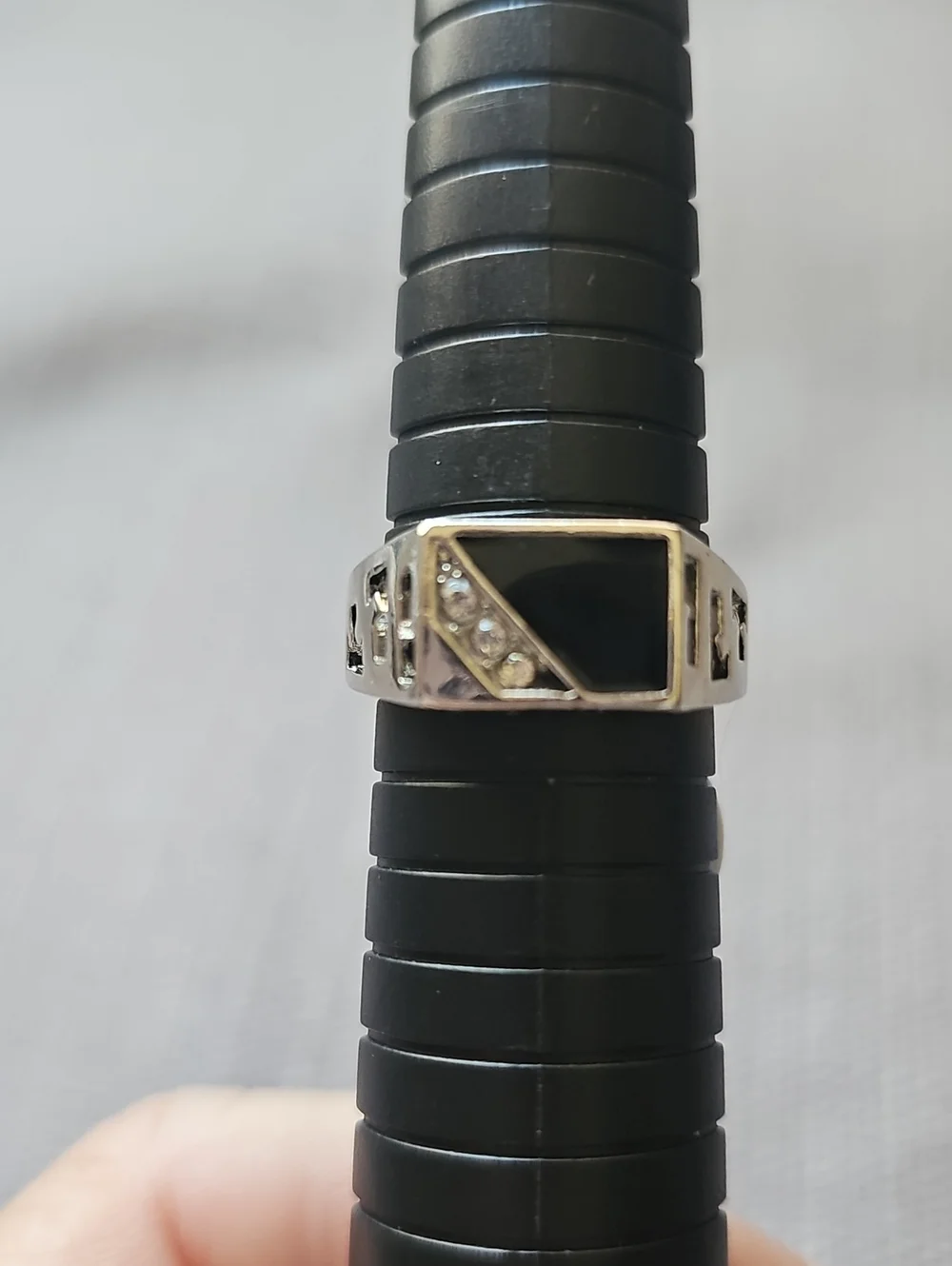 Silver Faux Black Onyx Accent Ring with Clear Stones Size 10